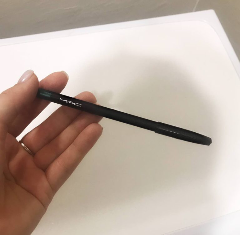 MAC Pearlglide intense eye liner