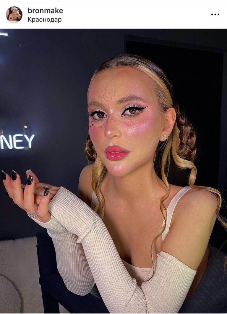 Схемы света и аппаратура для визажиста в профиль Instagram