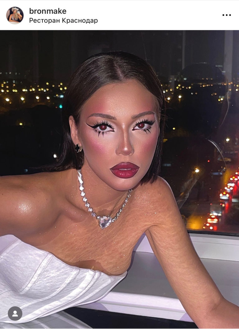 Схемы света и аппаратура для визажиста в профиль Instagram
